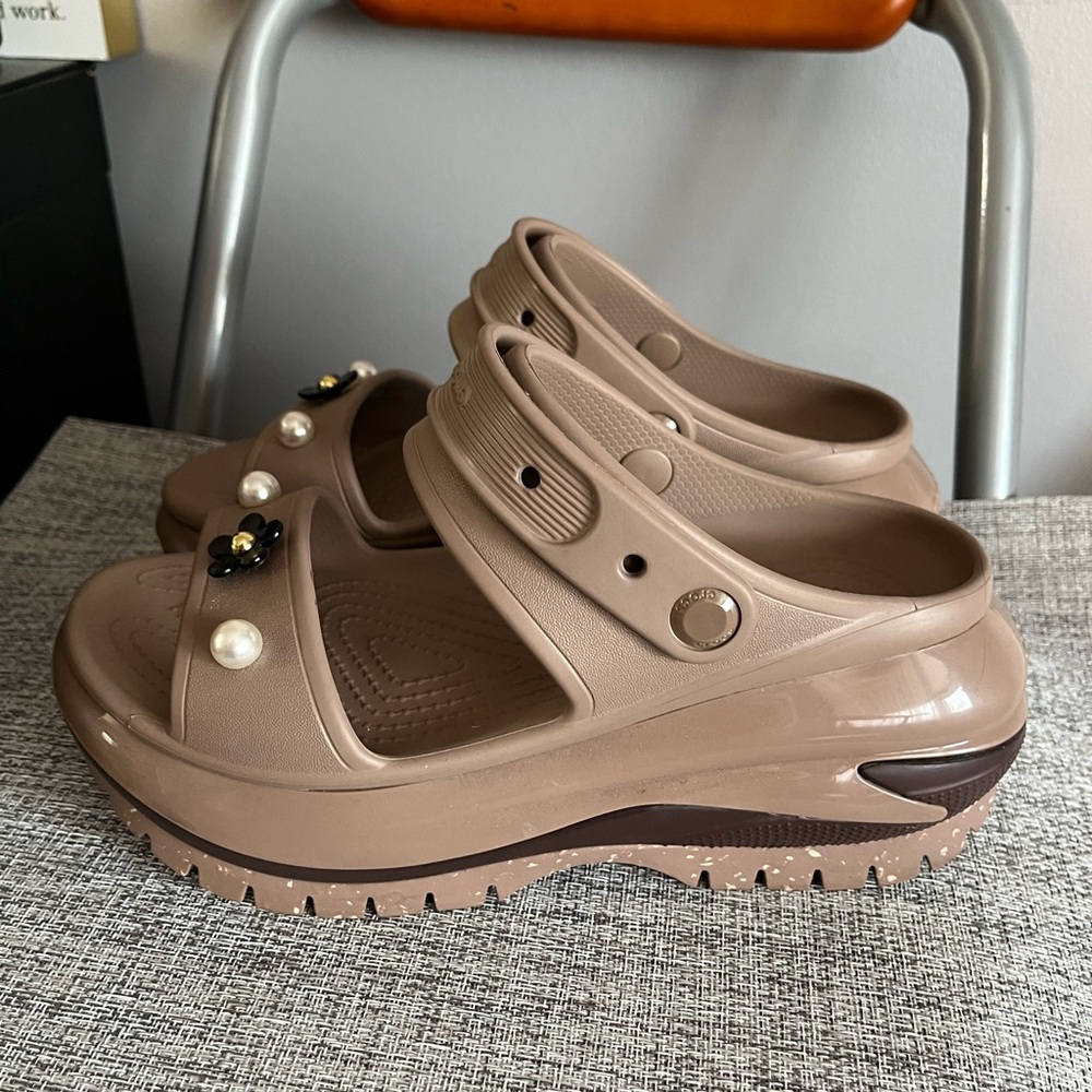 Crocs mules clogs